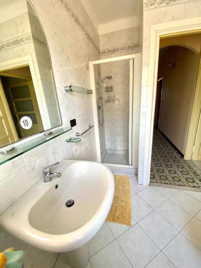 Borgo Prino Apartment Imperia Luaran gambar